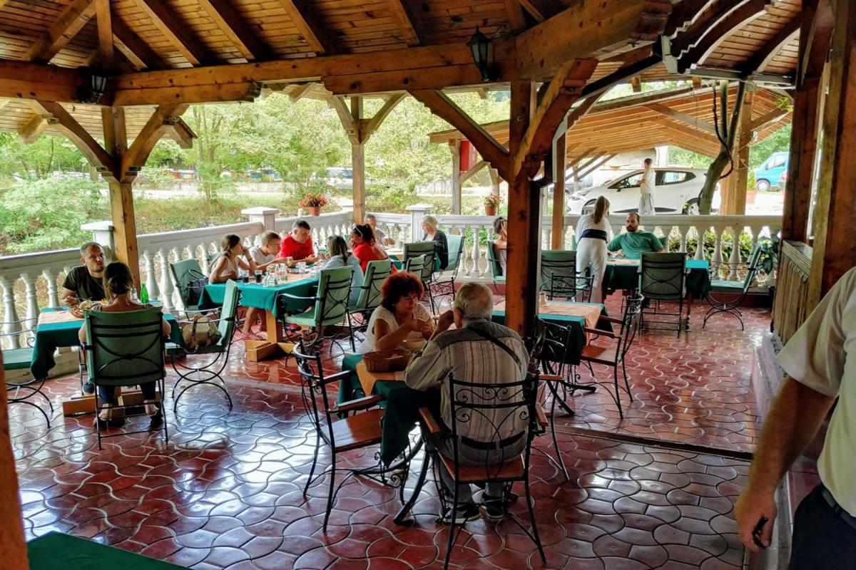 فندق Nova Varošفي  Restoran Filipovic المظهر الخارجي الصورة