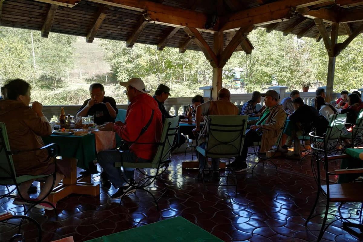 فندق Nova Varošفي  Restoran Filipovic المظهر الخارجي الصورة